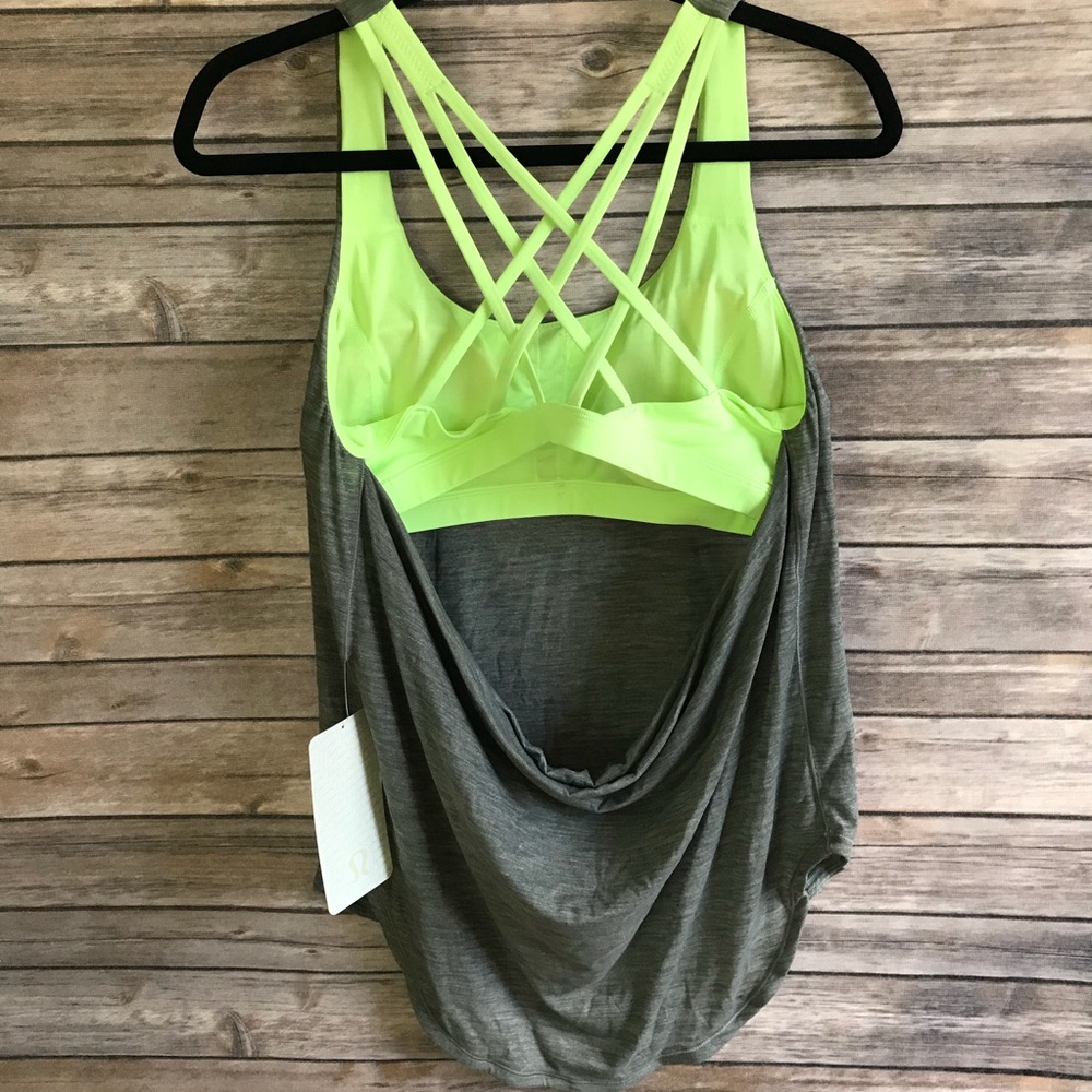 NWT LULULEMON FREE TO BE SERENE 2 IN 1 TANK - 10 - Picture 1 of 6